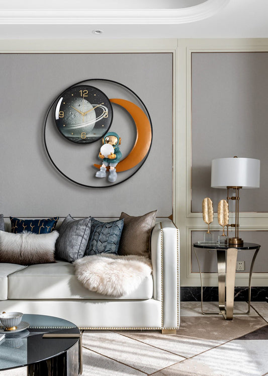 Modern 3D Spaceman Wall Clock – Creative Wall Art Hanging For Living Room Decor