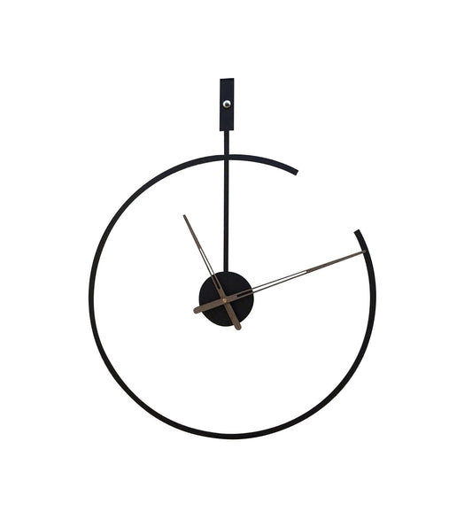 Zest Iron Black Frosted Wall Clock – Vintage Industrial Timepiece for Modern Interiors